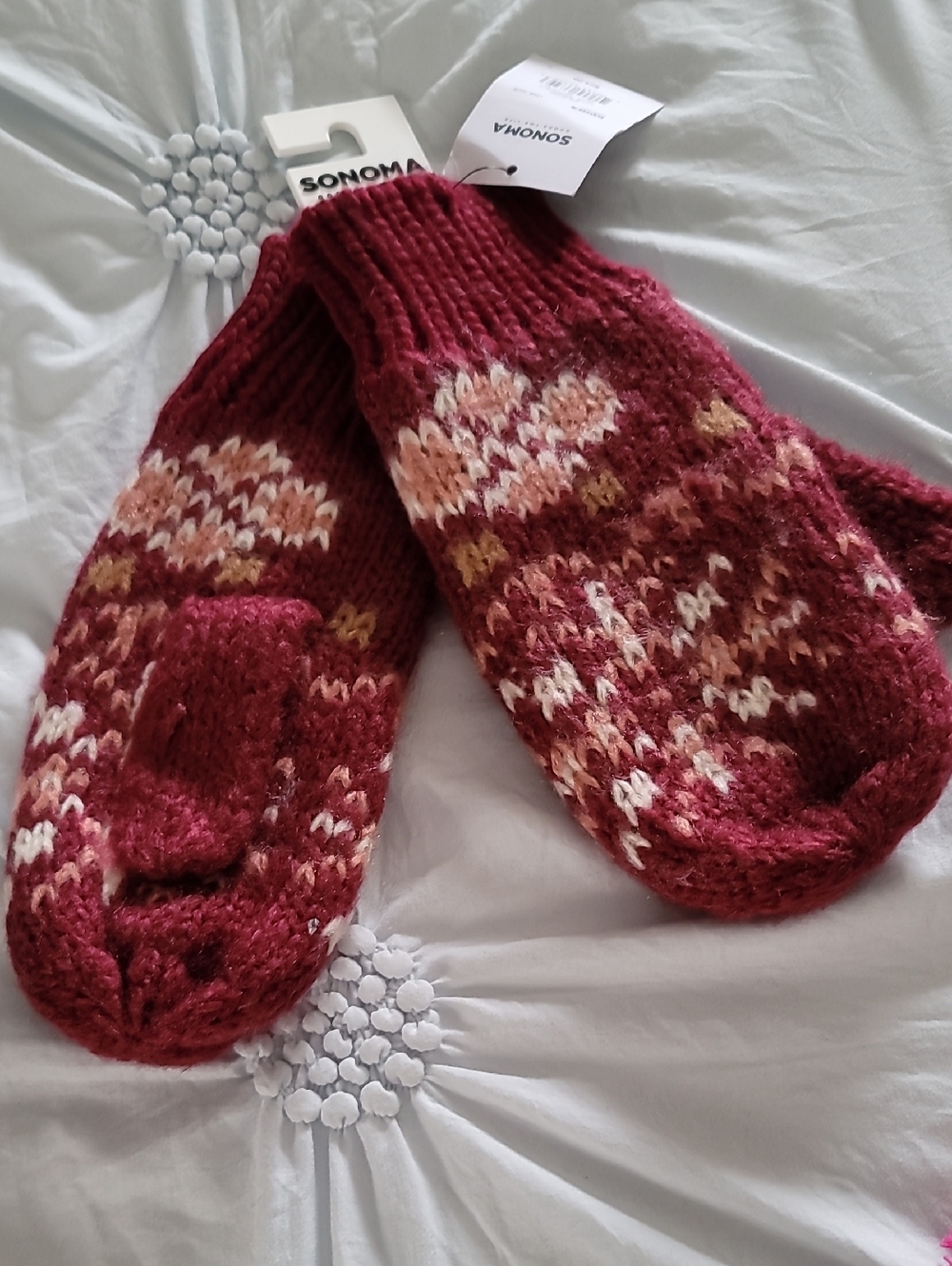 Sonoma Red and Cream Patterned Knit Mittens